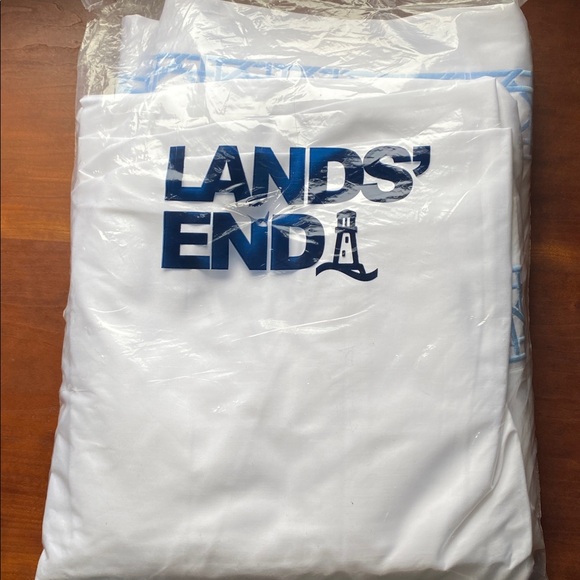 Lands' End White and Blue Bedding Sheets - Picture 2 of 4